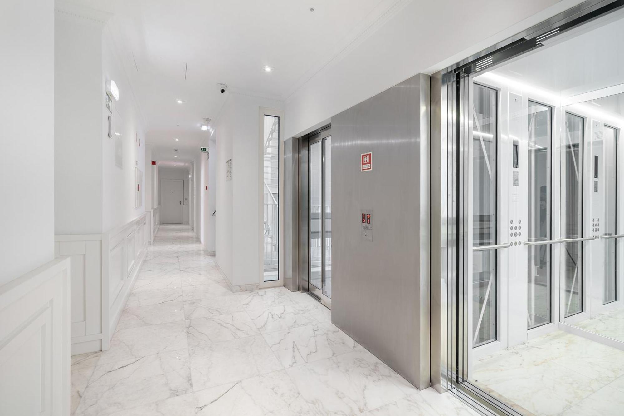 Whome Luxury Downtown In The Heart Of *
